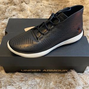 Unfer Armour Sneakers sz 7.5